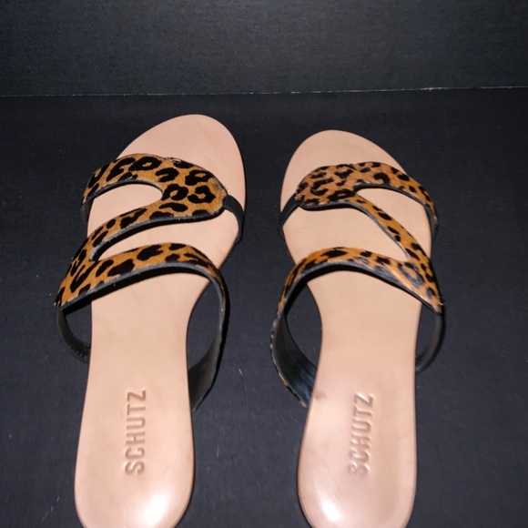 Schultz size 8 Sandals - Picture 4 of 5